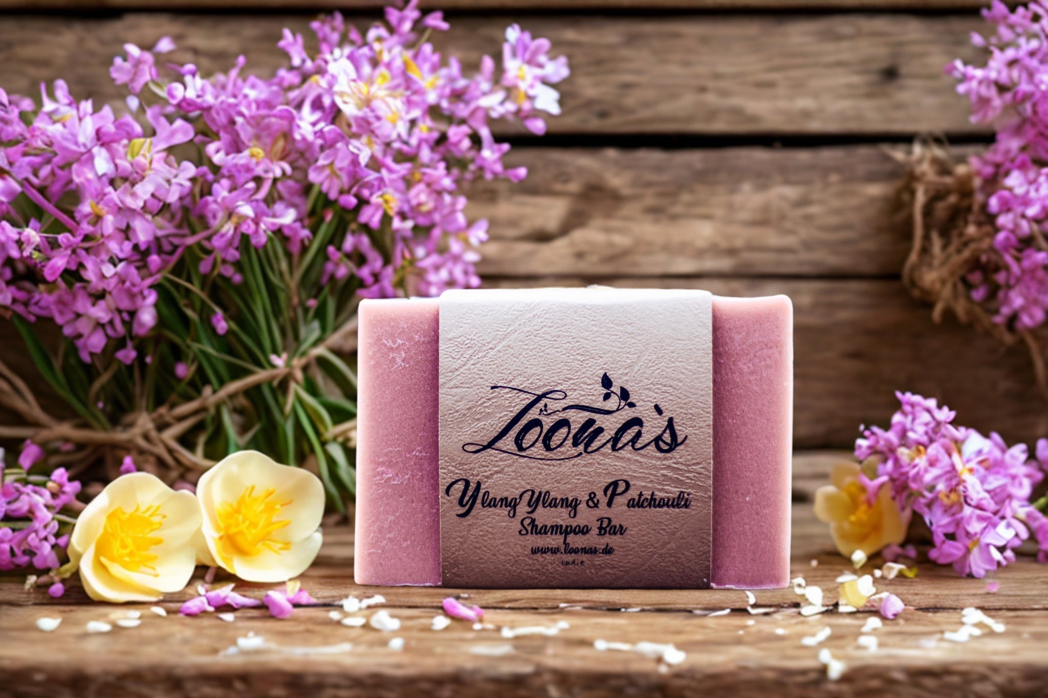 Blumenhaarseife mit Ylang Ylang und Patchouli