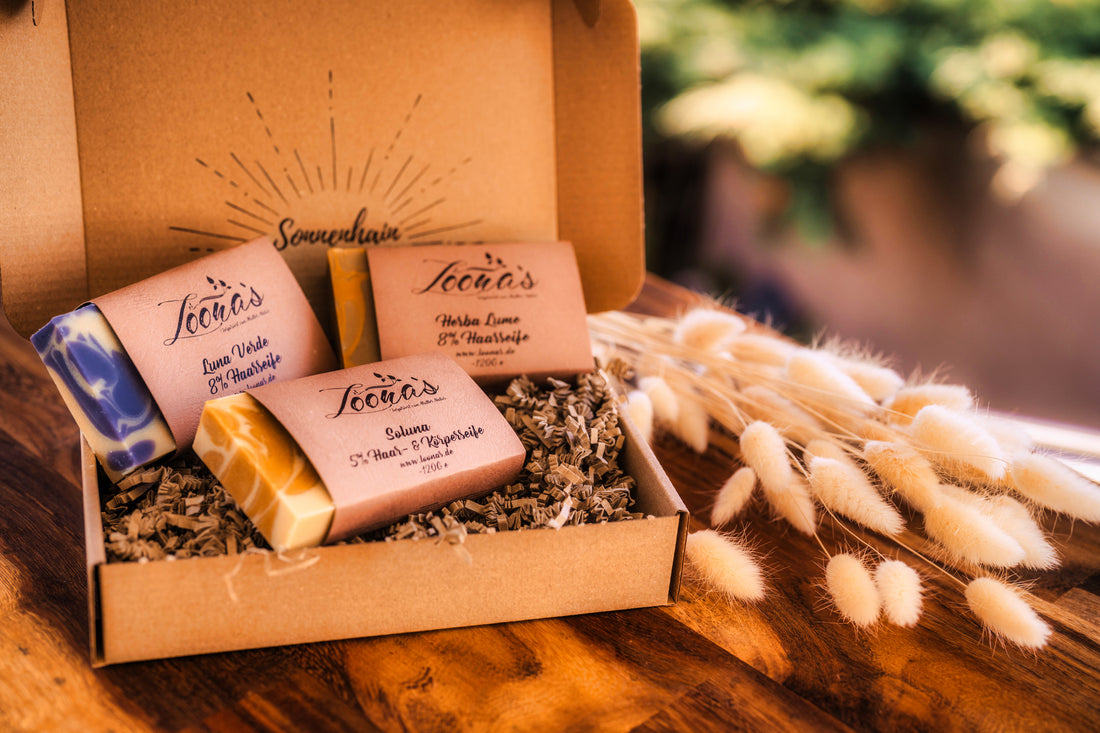 Natürliche Haarseifen von Loona’s in liebevoller Geschenkbox – vegane Sommerpflege für Haare &amp; Haut im stimmungsvollen Naturlook